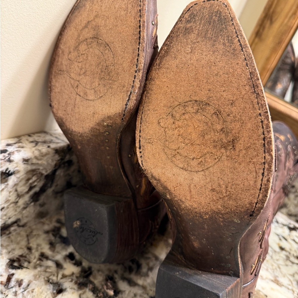 Lucchese Brown and Tan Heeled Boots - Picture 9 of 10